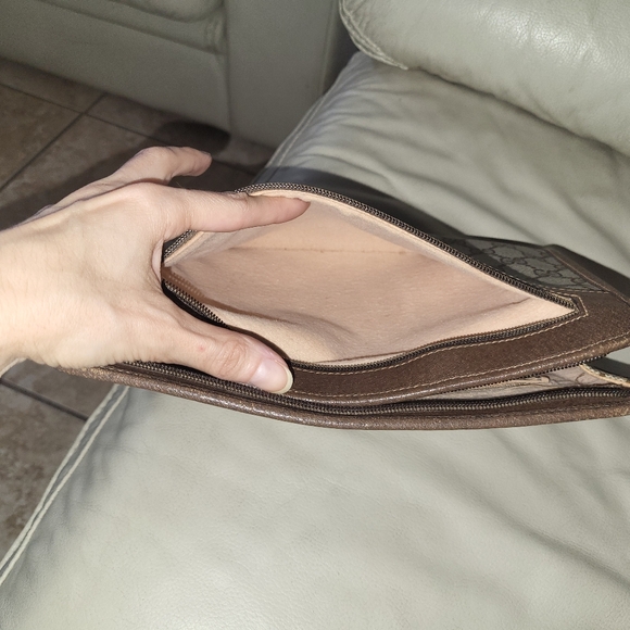 Vintage Gucci clutch - Picture 16 of 16